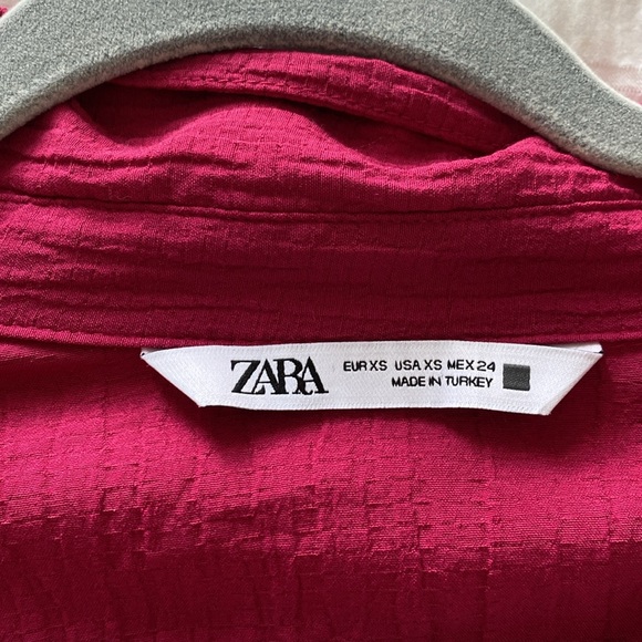 Zara fuchsia wrap dress - Picture 2 of 4